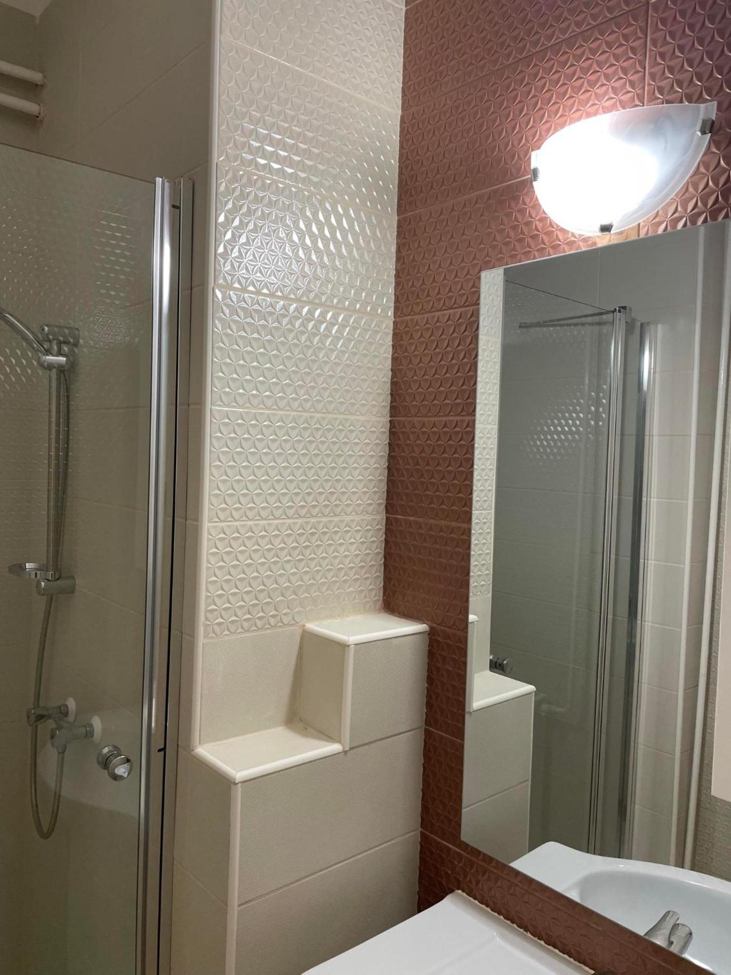 Adam Apartman Hajdúszoboszló Exterior foto